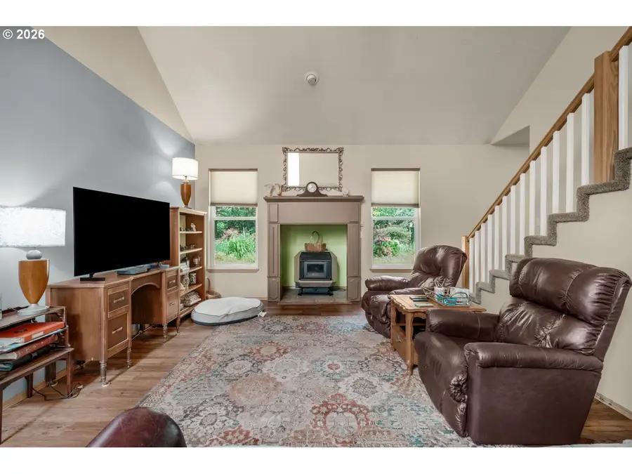 43288 Rodgers Mountain Loop, Scio, OR 97374 - #3