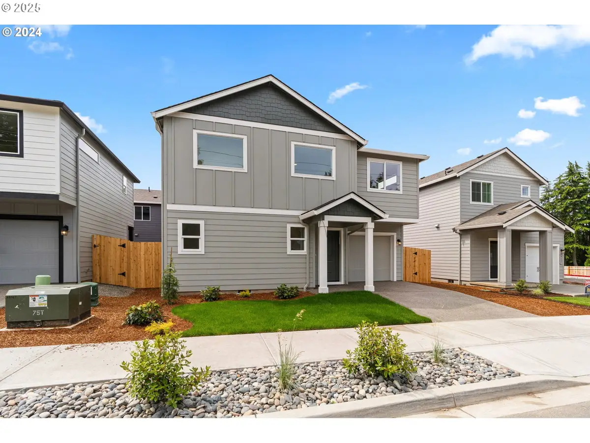 5913 NE 70th St, Vancouver, WA 98661 - Image #1