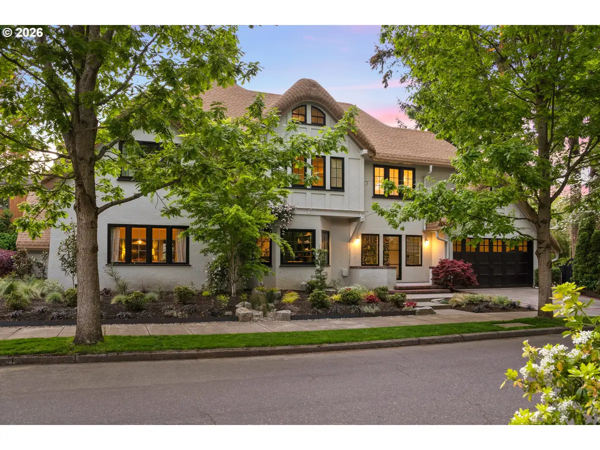 2208 NE 28th Ave, Portland, OR 97212 - #1