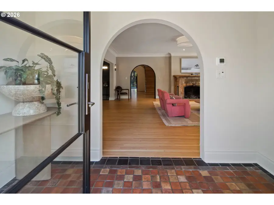 2208 NE 28th Ave, Portland, OR 97212 - #3