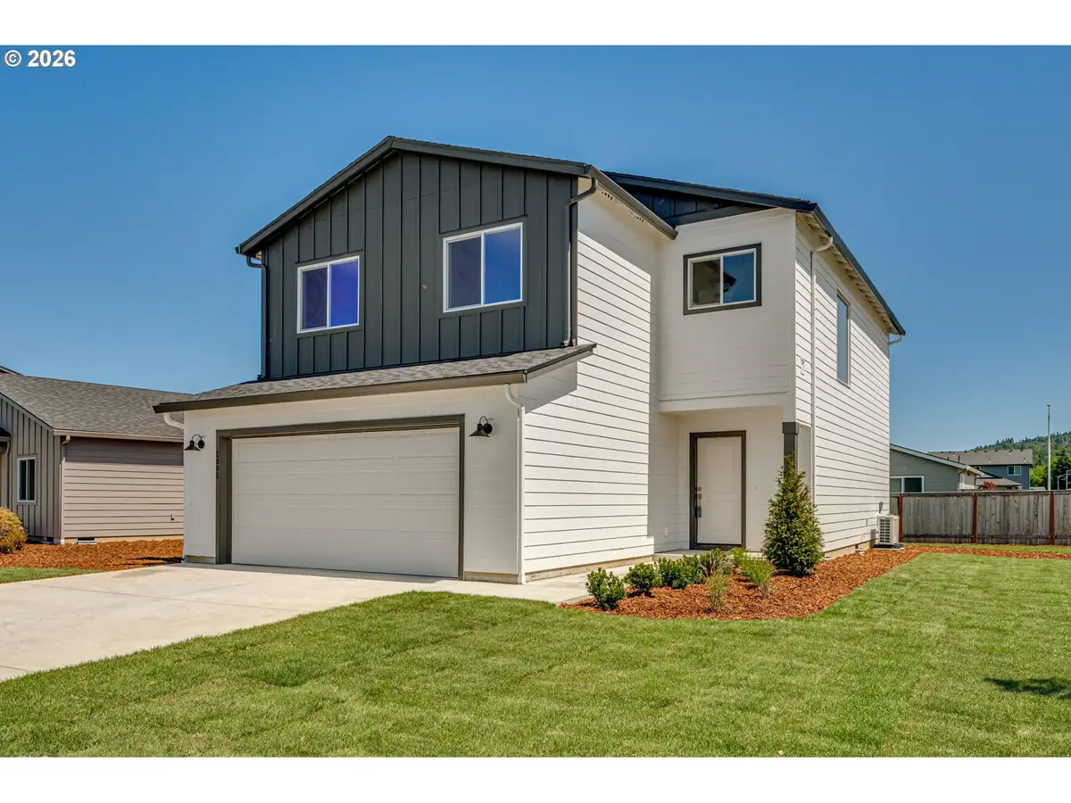2002 Henderson Way, Longview, WA 98632 - #1