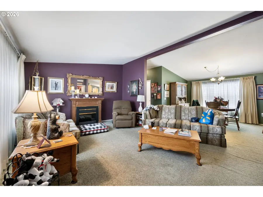 2512 Maia Loop, Springfield, OR 97477 - #3