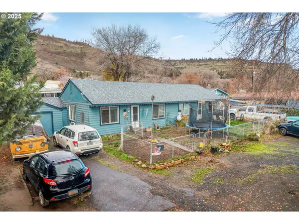 1008 Snipes St, TheDalles, OR 97058