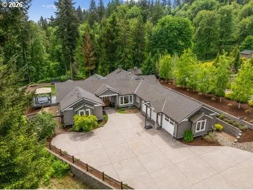 17847 S Hidden Lake Dr, OregonCity, OR 97045
