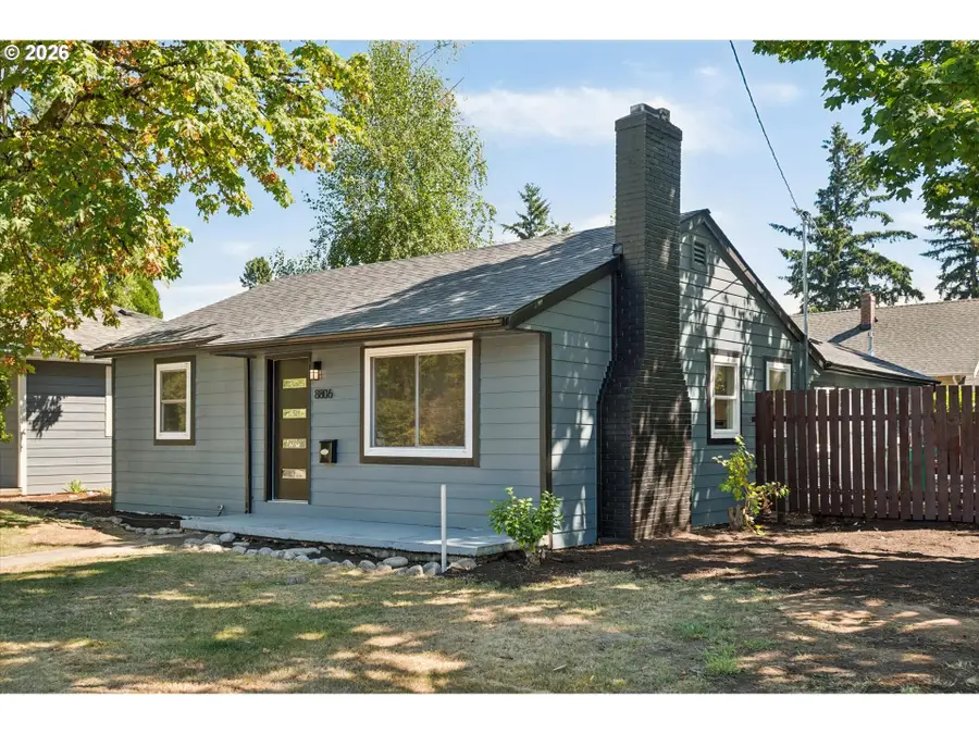 8806 NE Sacramento St, Portland, OR 97220 - #2