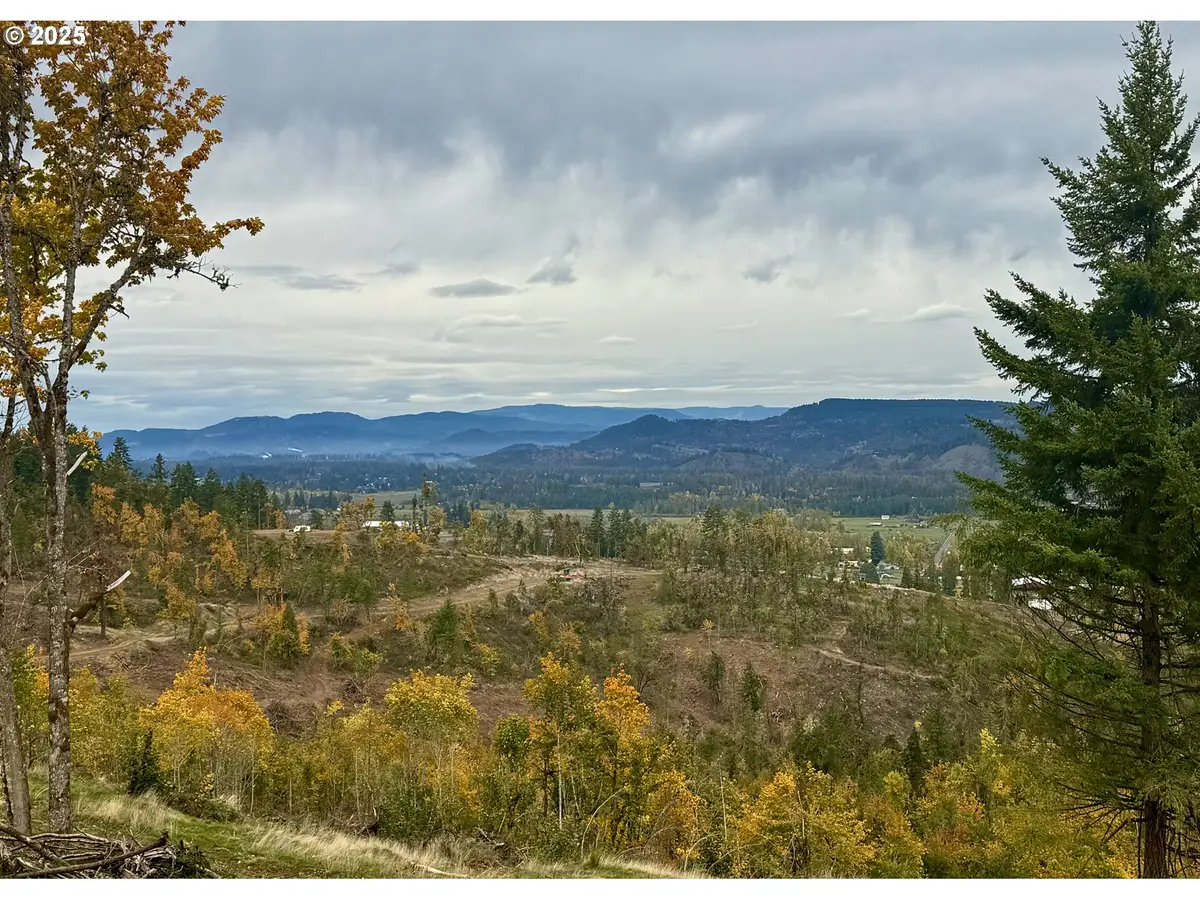 37308 Hyw 58, Pleasant Hill, OR 97455 - Image #1