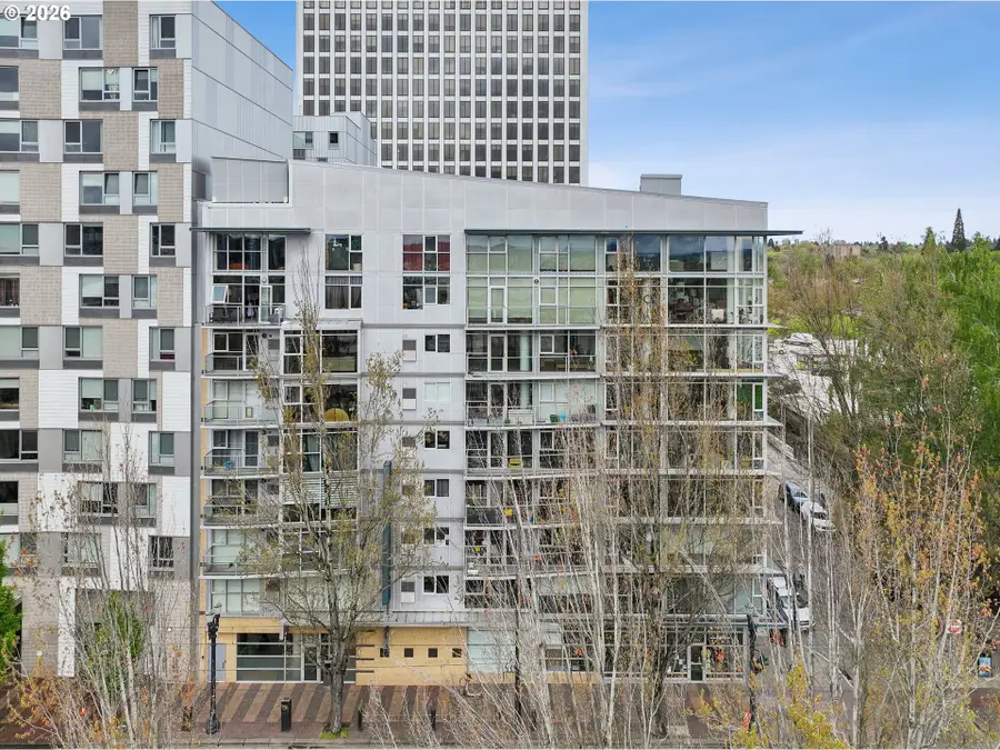 533 NE Holladay St #701, Portland, OR 97232 - #2