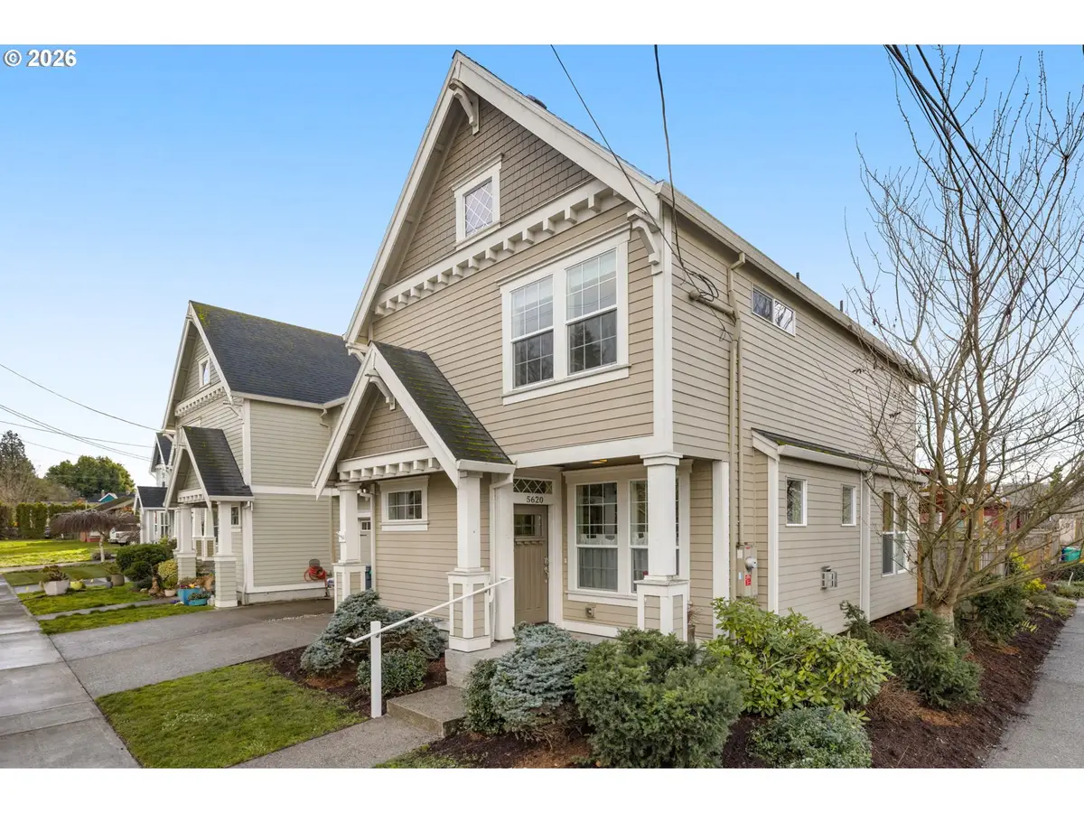 5620 N Hudson St, Portland, OR 97203 - #1