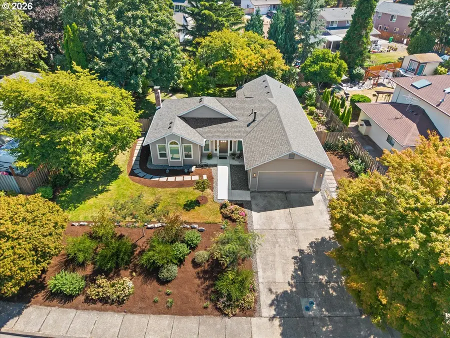 5910 NE Harvest St, Hillsboro, OR 97124 - #2
