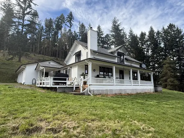 355 Banks Creek Rd, Sutherlin, OR 97479