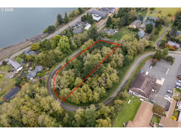 Rowe St #1800, Wheeler, OR 97147