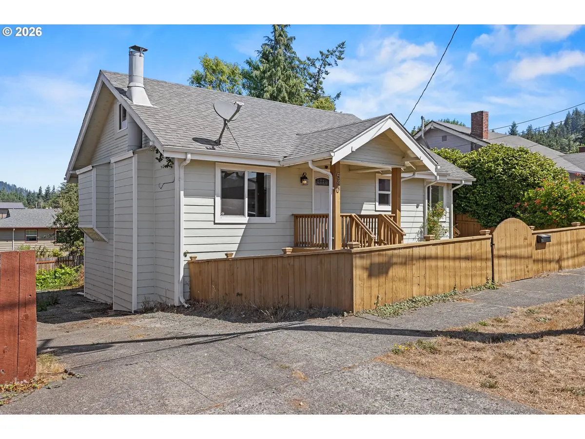 540 E 11th St, Coquille, OR 97423 - #1