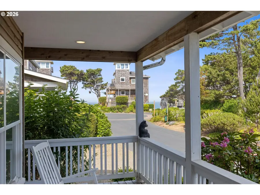 350 Bella Beach Dr, Lincoln Beach, OR 97341 - #3