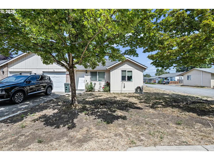 4256 Daisy St, Springfield, OR 97477 - #3