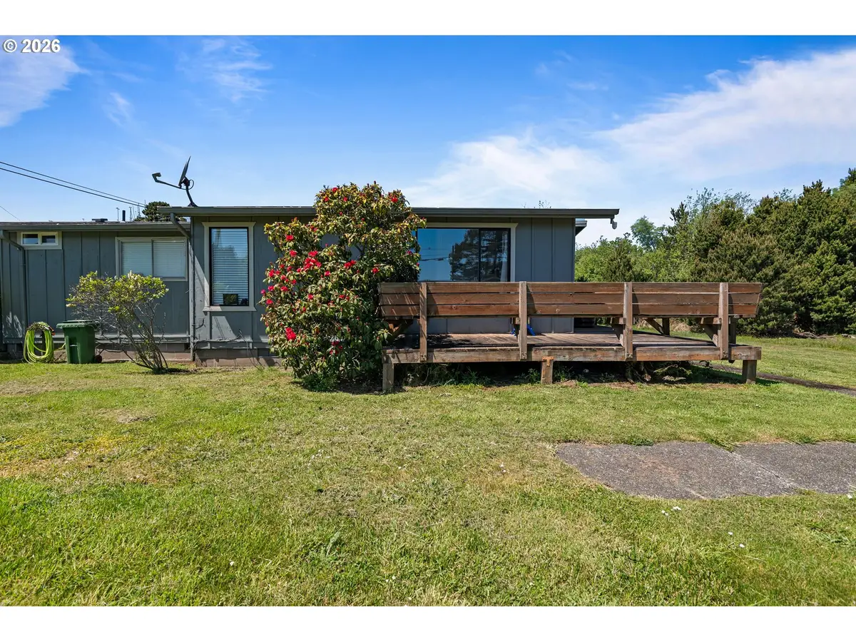 87615 20th St, Bandon, OR 97411 - #1