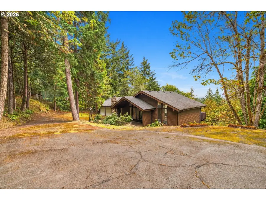 551 Brookside Dr, Eugene, OR 97405 - #2