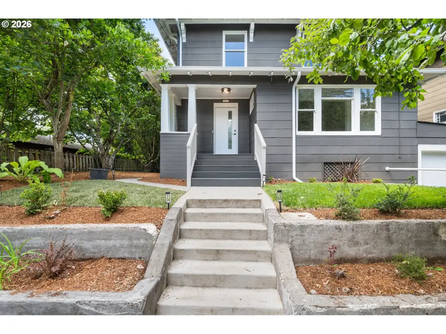 3003 SE Woodward St, Portland, OR 97202 - #2