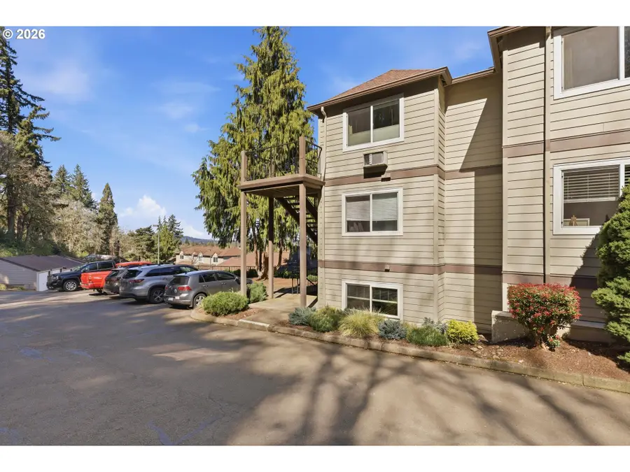 6331 White Tail Dr #56, Northwest Clackamas, OR 97068 - #2