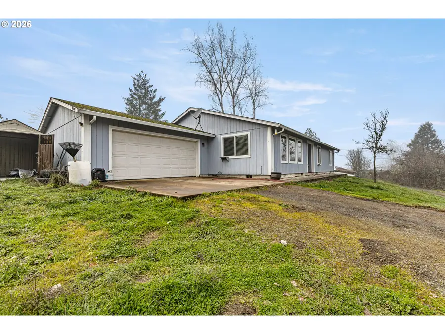 220 Wells Rd, Oakland, OR 97462 - Image #2