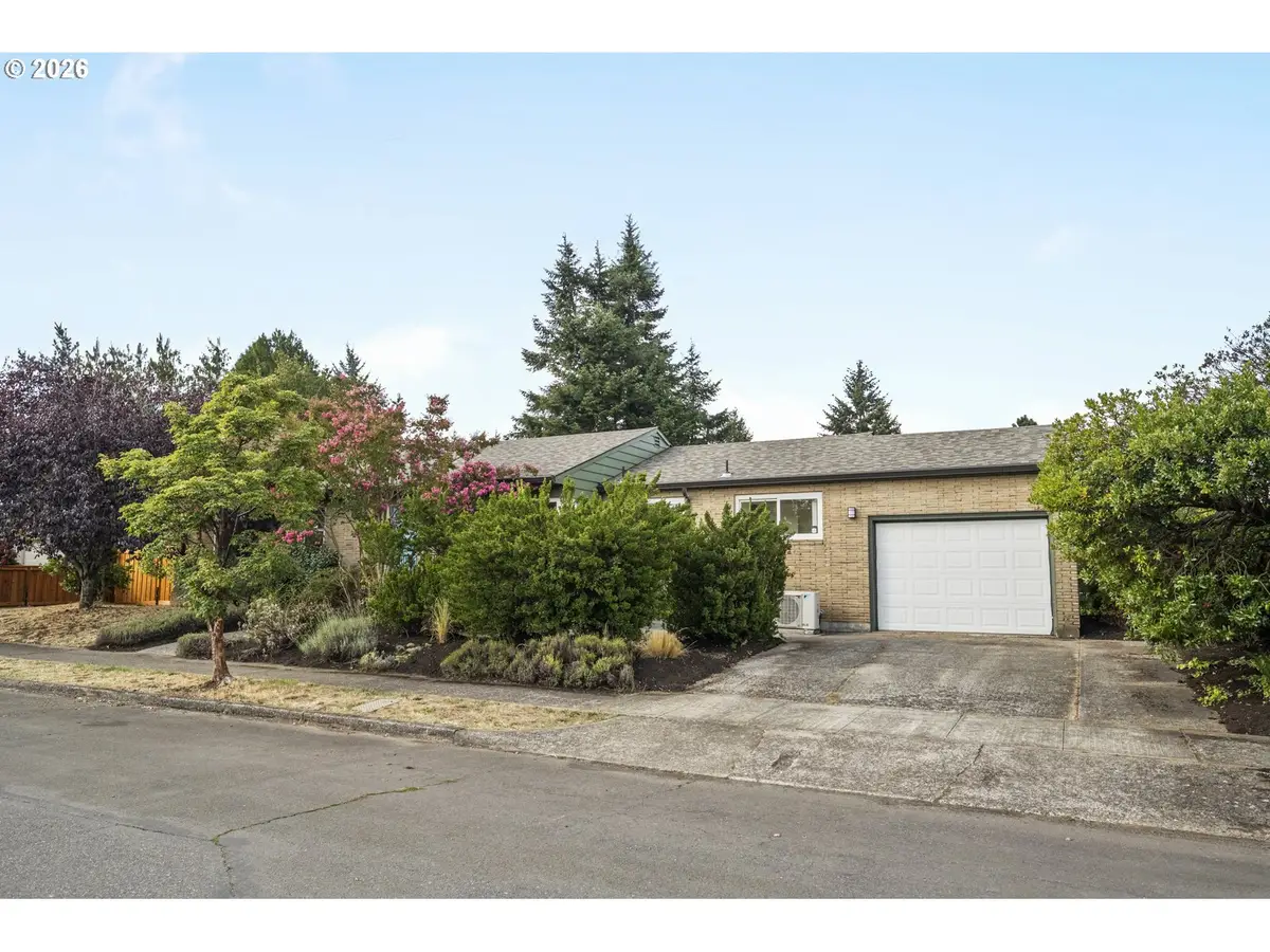 3855 NE Webster St, Portland, OR 97211 - #1