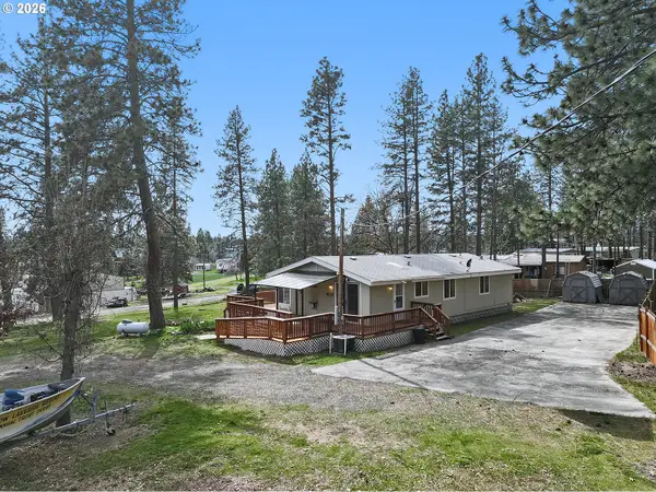 39 N Eagle Point Rd, TyghValley, OR 97063