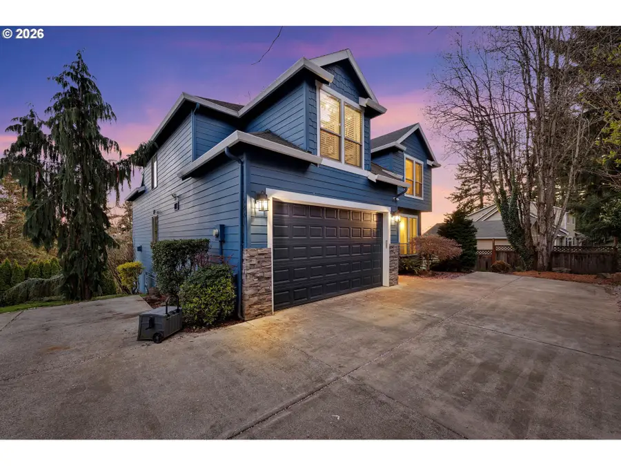 1551 N 4th Ct, Washougal, WA 98671 - #3