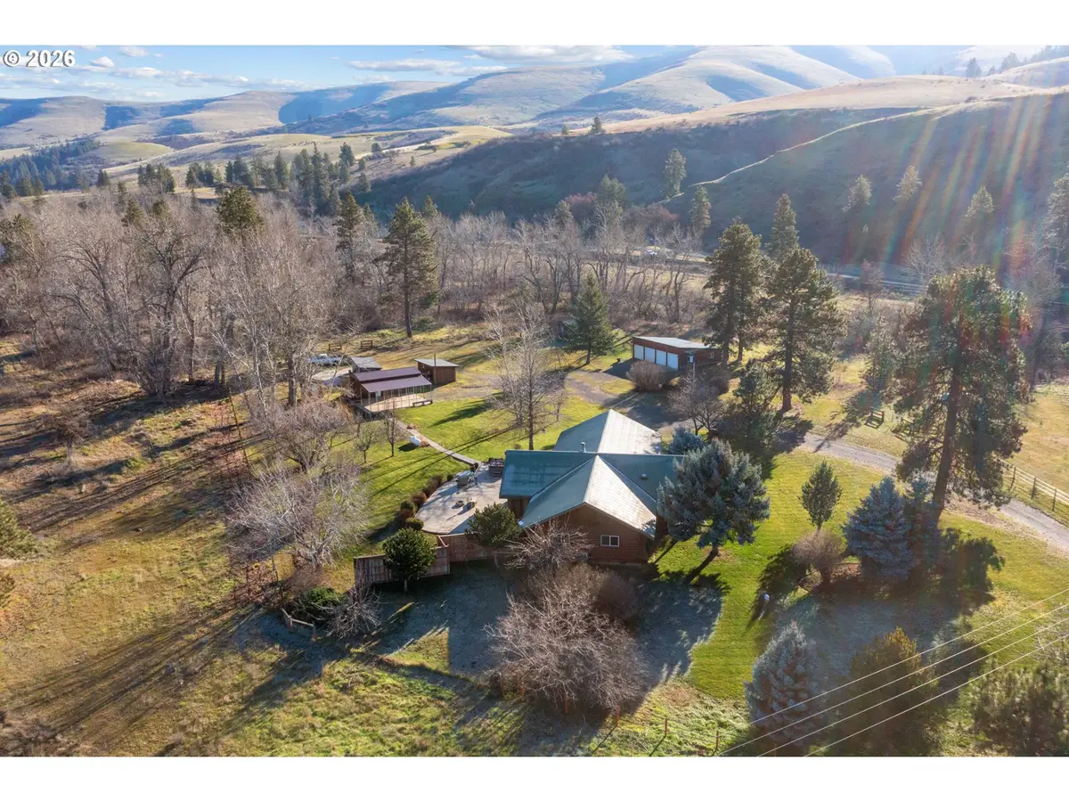 74091 Thornhollow Rd, Adams, OR 97810 - Image #1