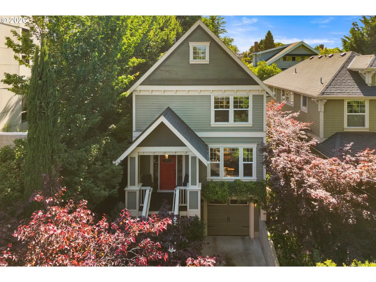 1608 SE 20th Ave, Portland, OR 97214 - #1