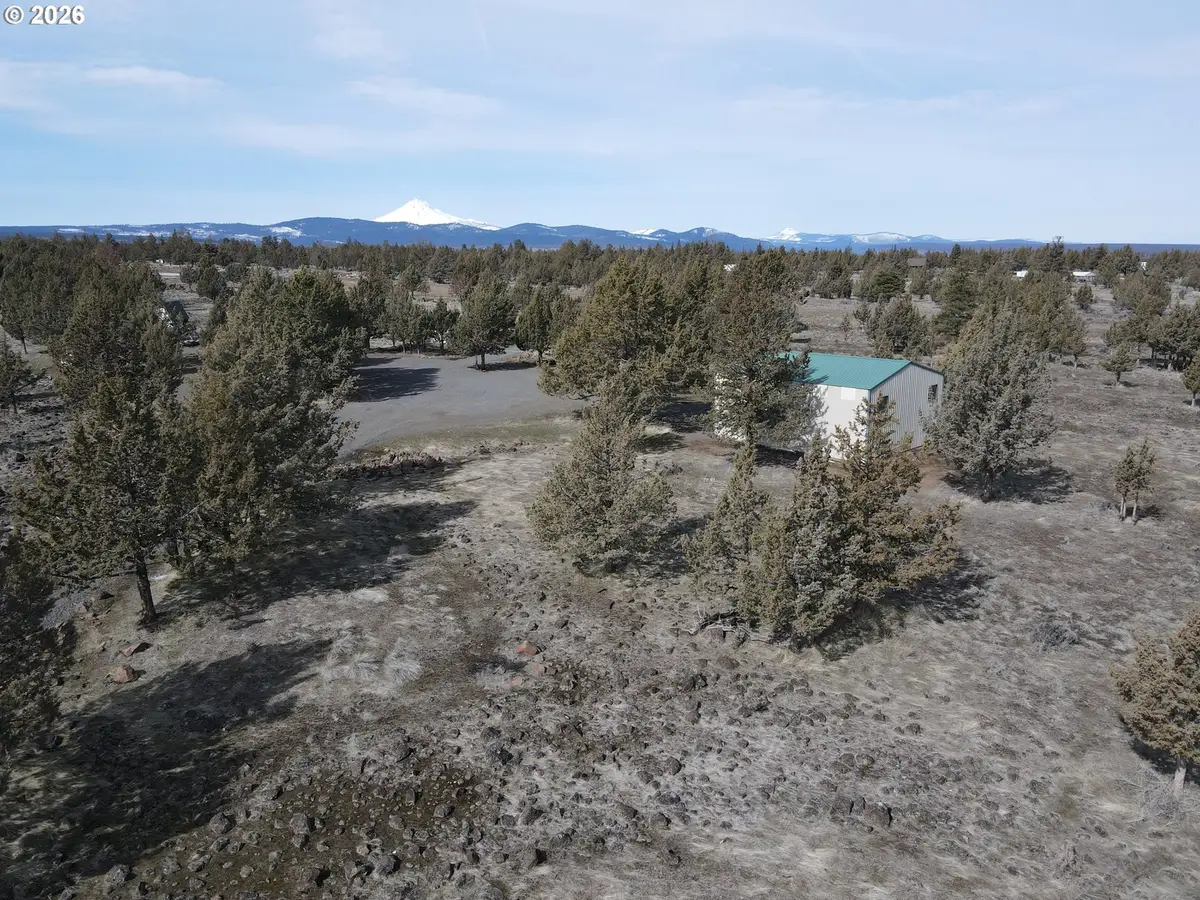 5630 SW Knoll Dr, Culver, OR 97734 - #1