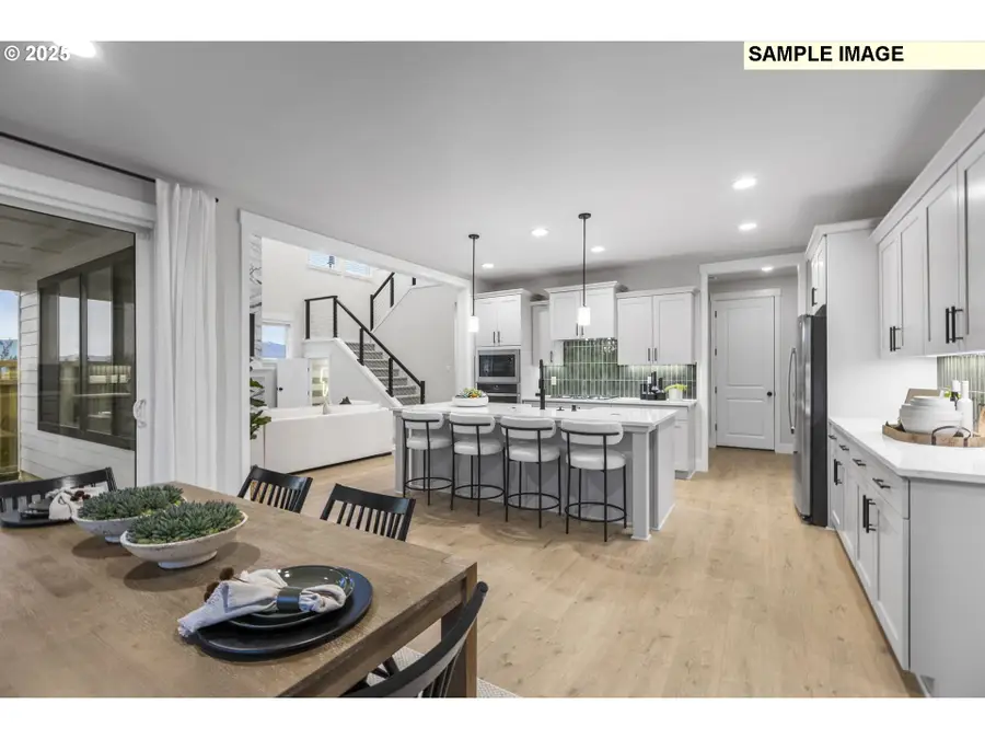 777 Magnolia Ave, Woodburn, OR 97071 - #2