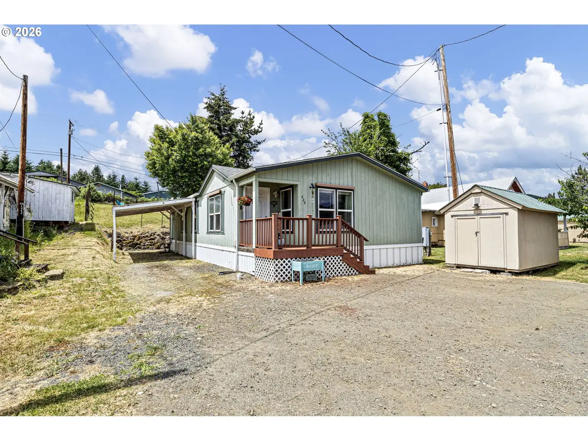 426 Cedar St, Yoncalla, OR 97499 - #1