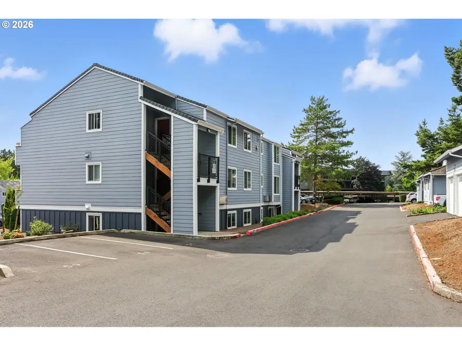 47 Eagle Crest Dr #53, Lake Oswego, OR 97035 - #3