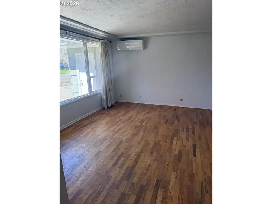 349 Van Duyn St, Eugene, OR 97401 - #2