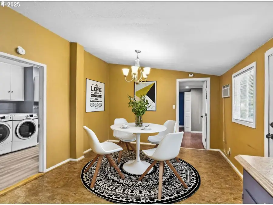 954 Elm St, Junction City, OR 97448 - Image #3