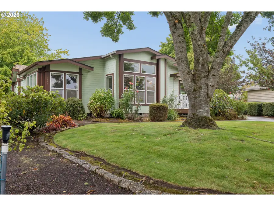 5345 Club Dr, Eugene, OR 97402 - #2