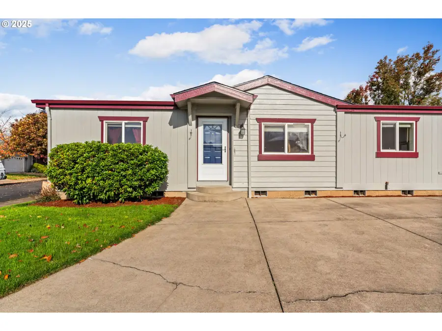 4055 Royal Ave #107, Eugene, OR 97402 - Image #2