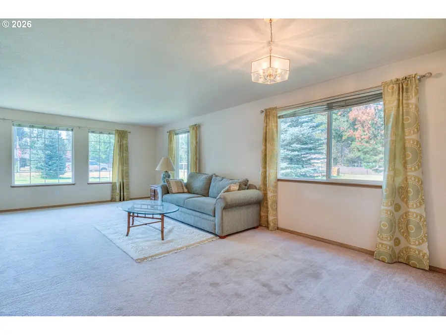 17284 Kingfisher Dr, Bend, OR 97707 - #3