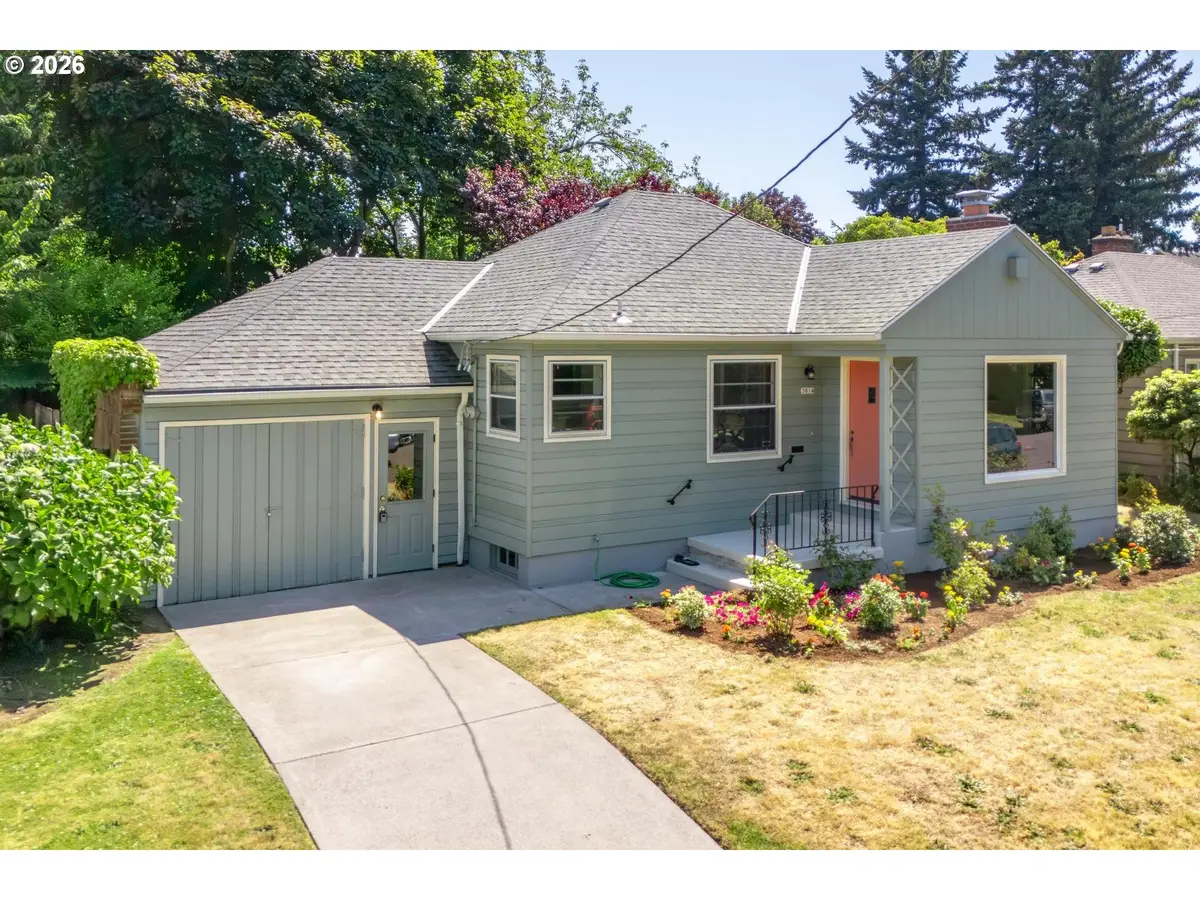 3814 NE Simpson St, Portland, OR 97211 - #1