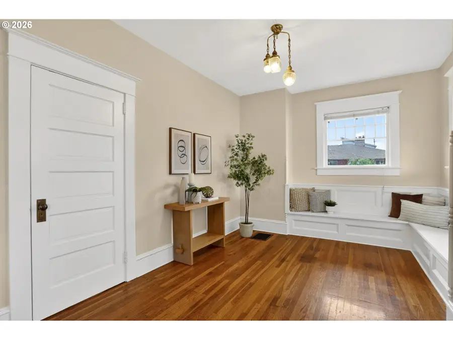 3234 SE Cesar E Chavez Blvd, Portland, OR 97202 - Image #3