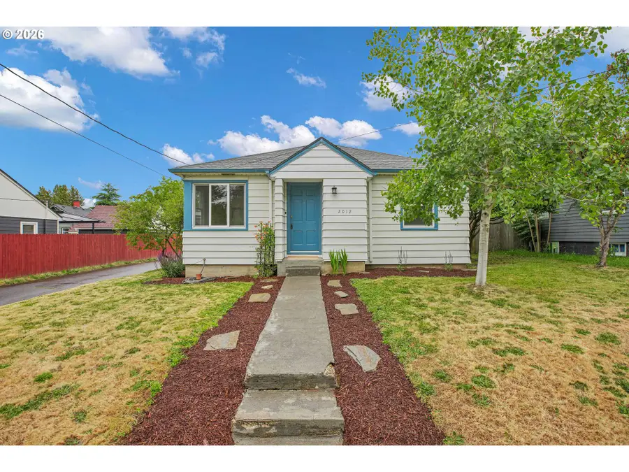 2012 E 33rd St, Vancouver, WA 98663 - #2