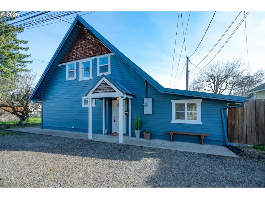 1673 Olive Aly, Eugene, OR 97401 - #2