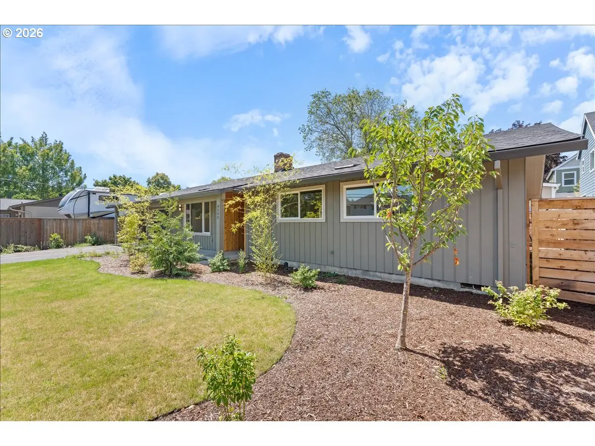9545 SW 90th Ave, Portland, OR 97223 - #1