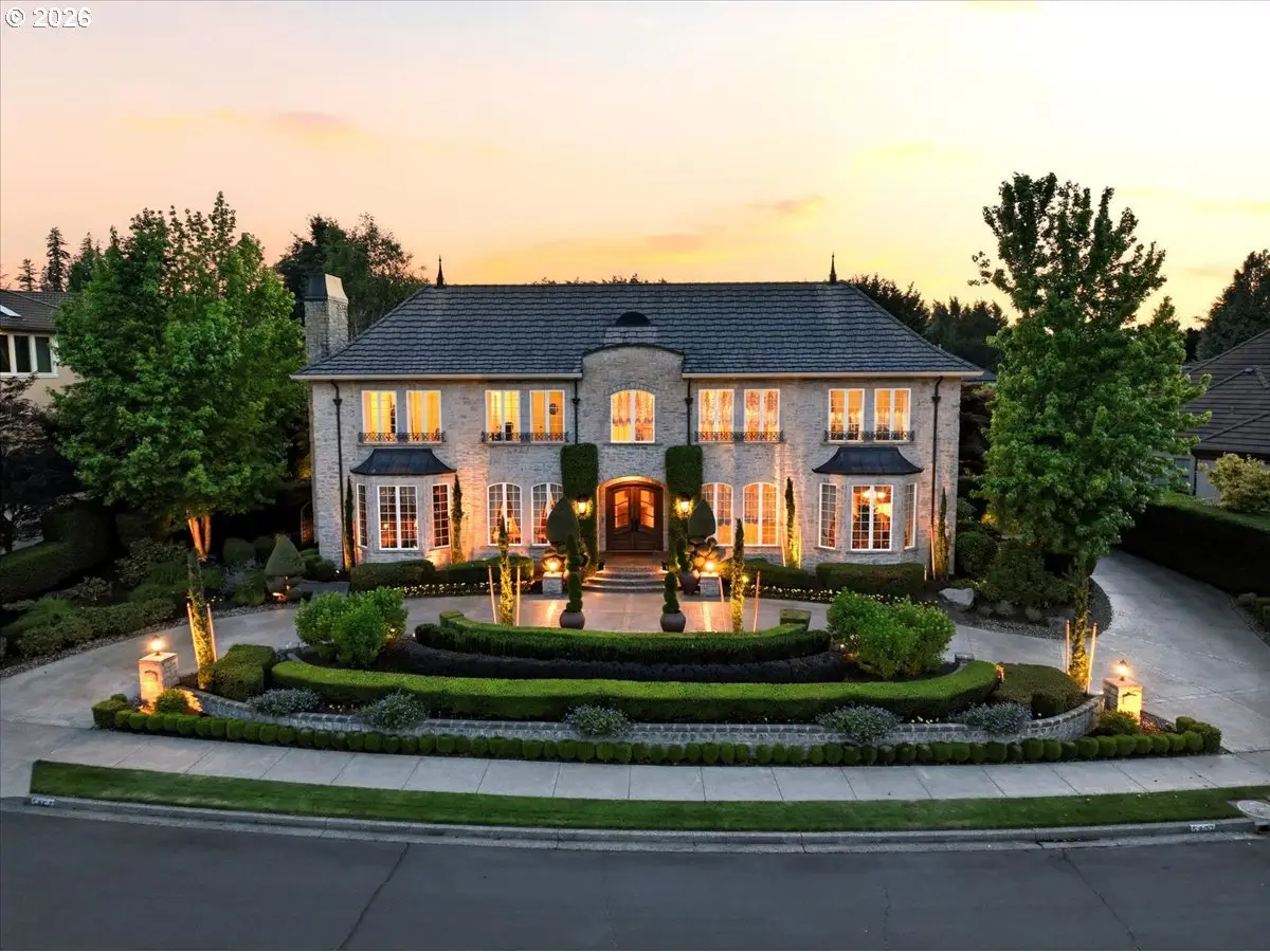 5807 NW El Rey Dr, Camas, WA 98607 - #1