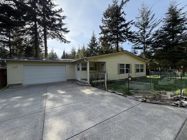 2175 Deady St, PortOrford, OR 97465