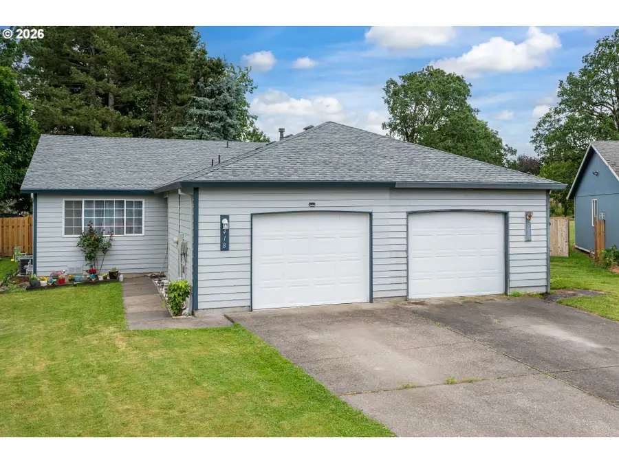 418 SE 34th Cir, Troutdale, OR 97060 - #2