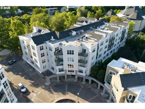 1616 S Harbor Way #502, Portland, OR 97201