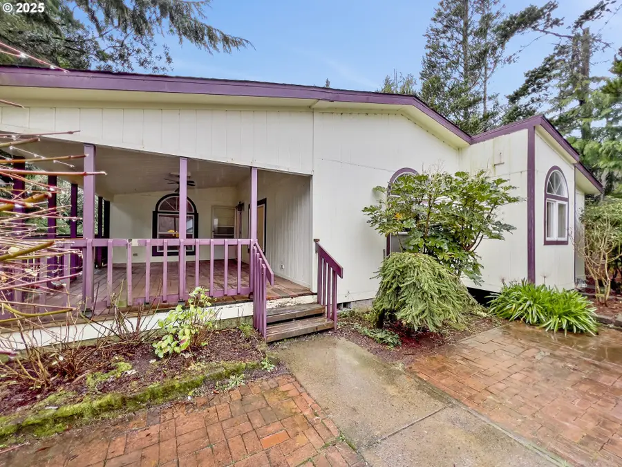 100 Seagrove Loop, Lincoln Beach, OR 97367 - Image #2