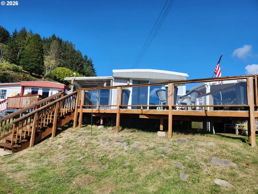 130 Riggs Hill Ln, Winchester Bay, OR 97467 - #2