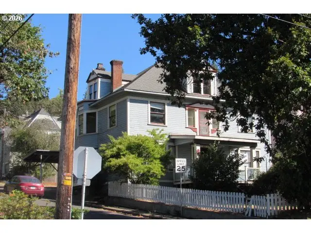 803 SE Kane St, Roseburg, OR 97470 - #2