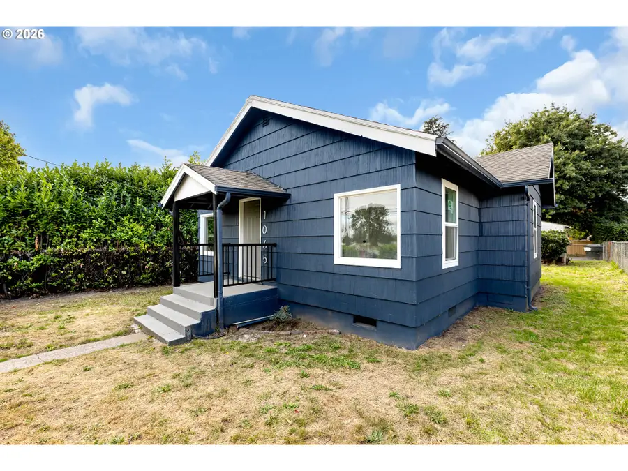 1065 7th Ave, Longview, WA 98632 - #3